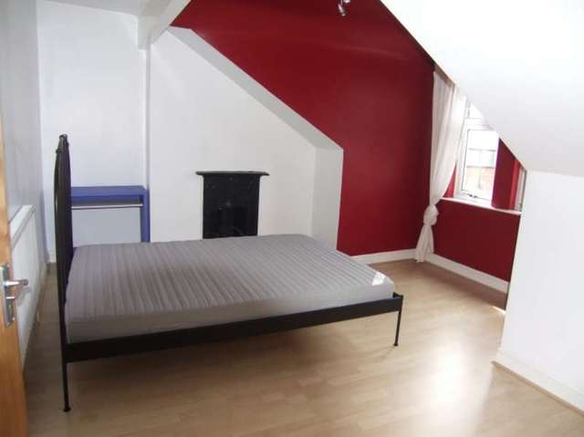  Image of 4 bedroom Terraced house to rent in Mexborough Avenue Leeds LS7 at Leeds West Yorkshire, LS7 3EF
