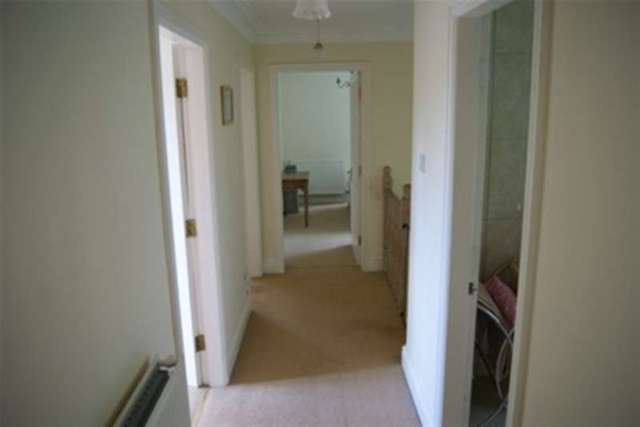  Image of 4 bedroom Detached house to rent in Warrington Road Mickle Trafford Chester CH2 at Chester, CH2 4EA