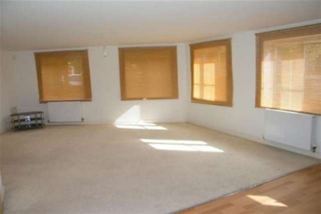  Image of 2 bedroom Flat to rent in Middleton Road Fulwood Preston PR2 at Preston, PR2 9LL
