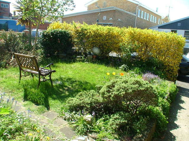 Image of 2 bedroom Flat for sale in Midland Road Moordown Bournemouth BH9 at Midland Road  Bournemouth, BH9 1PA