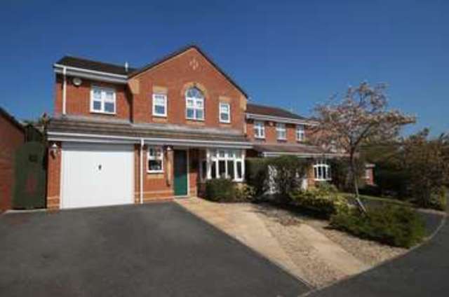  Image of 4 bedroom Detached house for sale in Mikado Road Finstall Bromsgrove B60 at Mikado Road The Oakalls Bromsgrove, B60 2SB