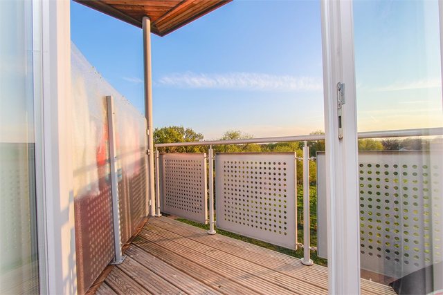  Image of 2 bedroom Flat to rent in Millicent Grove London N13 at Palmers Green, N13 6HS