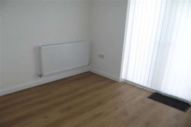  Image of 3 bedroom Semi-Detached house to rent in Millstream Way Liverpool L4 at Liverpool, L4 1AE