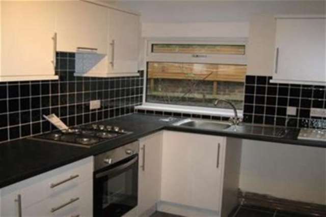  Image of 3 bedroom Semi-Detached house to rent in Min Y Don Drive Old Colwyn Colwyn Bay LL29 at Colwyn Bay, LL29 9SG