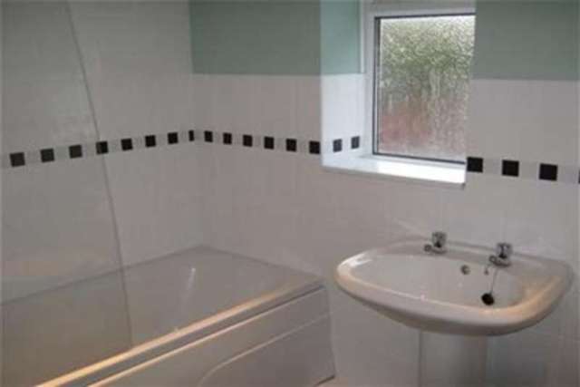  Image of 3 bedroom Semi-Detached house to rent in Min Y Don Drive Old Colwyn Colwyn Bay LL29 at Colwyn Bay, LL29 9SG