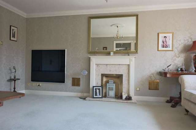  Image of 4 bedroom Detached house for sale in Montague Close Wokingham RG40 at Wokingham Berkshire Wokingham, RG40 5PH