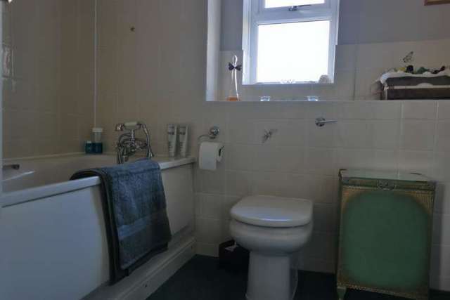  Image of 4 bedroom Detached house for sale in Montague Close Wokingham RG40 at Wokingham Berkshire Wokingham, RG40 5PH