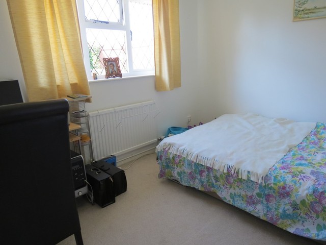  Image of 2 bedroom Detached house for sale in Moraunt Drive Fareham PO16 at Moraunt Drive  Fareham, PO16 9EF