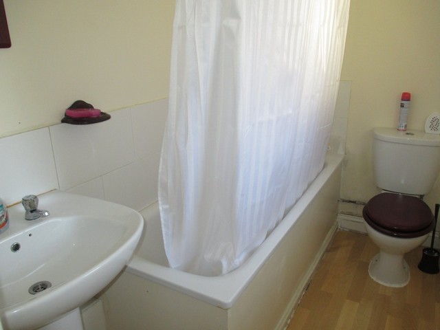  Image of 2 bedroom Maisonette for sale in Munster Road Portsmouth PO2 at Munster Road North End Portsmouth, PO2 9BS