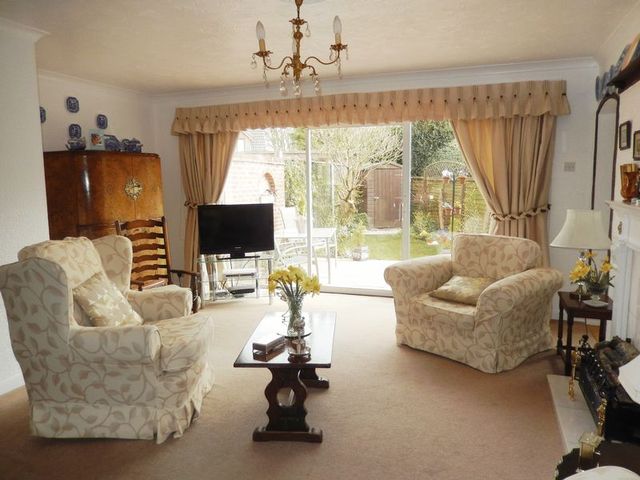  Image of 3 bedroom Semi-Detached house for sale in Nearsby Drive West Bridgford Nottingham NG2 at Nearsby Drive  West Bridgford, NG2 6LA