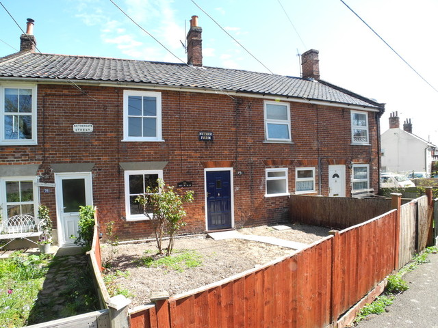  Image of 2 bedroom Cottage to rent in Nethergate Street Bungay NR35 at Nethergate Street  Bungay, NR35 1HE