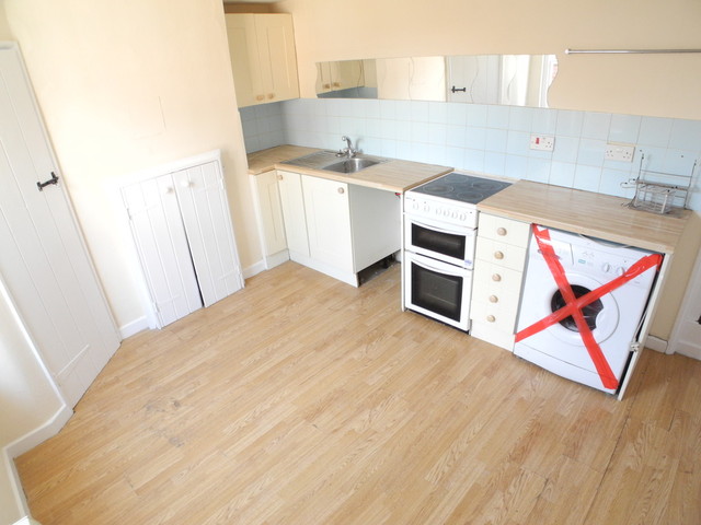 Image of 2 bedroom Cottage to rent in Nethergate Street Bungay NR35 at Nethergate Street  Bungay, NR35 1HE