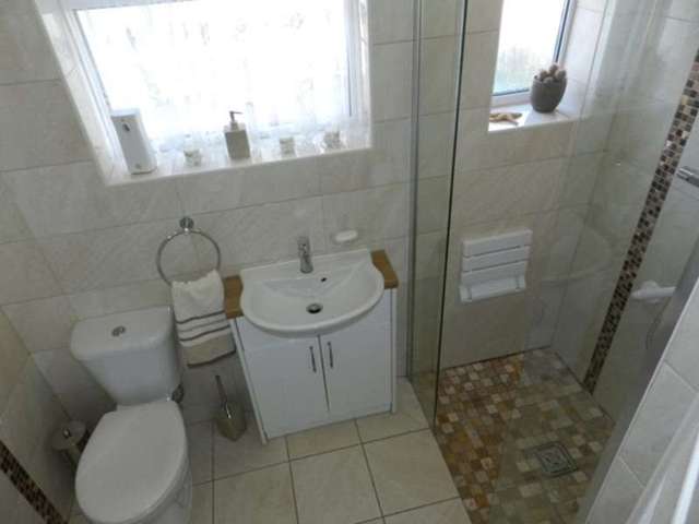  Image of 3 bedroom Bungalow for sale in Plants Brook Road Sutton Coldfield B76 at Plantsbrook Road  Sutton Coldfield, B76 1HH