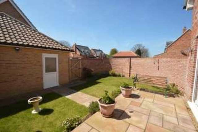  Image of 3 bedroom Detached house for sale in Grove Avenue New Costessey Norwich NR5 at De Grey Close  New Costessey, NR5 0JD