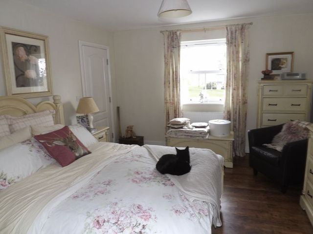  Image of 5 bedroom Detached house for sale in North Kelsey Road Caistor Market Rasen LN7 at North Kelsey Road  Caistor, LN7 6SF