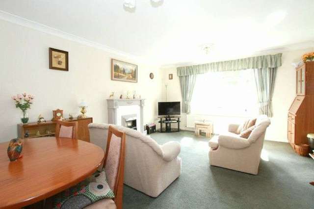  Image of 2 bedroom Flat to rent in Northbrook Road Swanage BH19 at Swanage, BH19 1QJ
