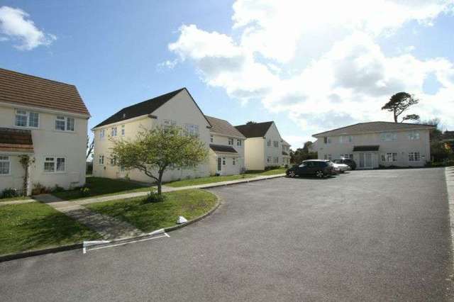 Image of 2 bedroom Flat to rent in Northbrook Road Swanage BH19 at Swanage, BH19 1QJ