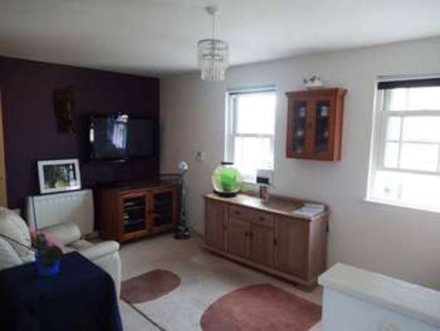  Image of 1 bedroom Flat for sale in Northload Street Glastonbury BA6 at Northload Street  Glastonbury, BA6 9QN