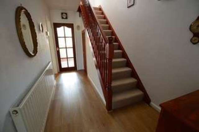  Image of 3 bedroom Detached house for sale in Oakfield Avenue Markfield LE67 at Oakfield Avenue  Markfield, LE67 9WQ
