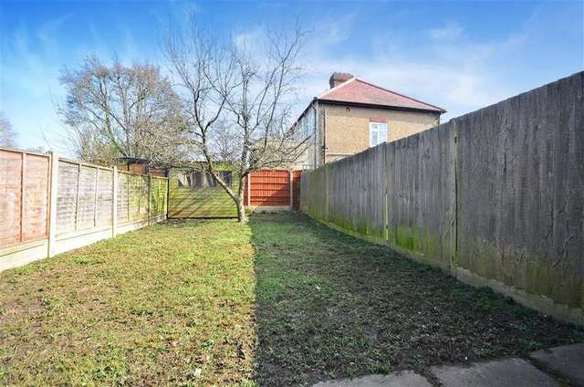  Image of 3 bedroom Terraced house for sale in Oakfield London E4 at Chingford London Chingford, E4 9DP