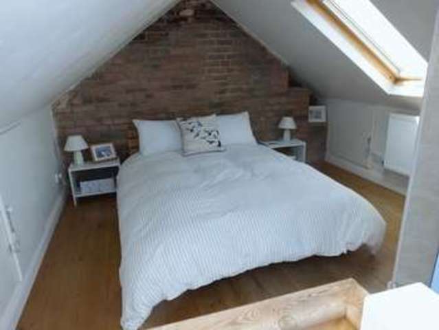  Image of 3 bedroom Terraced house for sale in Swindon Road Swindon SN1 at Swindon Road Old Town Swindon, SN1 3JN
