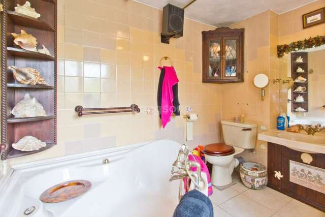  Image of 5 bedroom Detached house for sale in Outwell Road Outwell Wisbech PE14 at Outwell Road Outwell Wisbech, PE14 8QR
