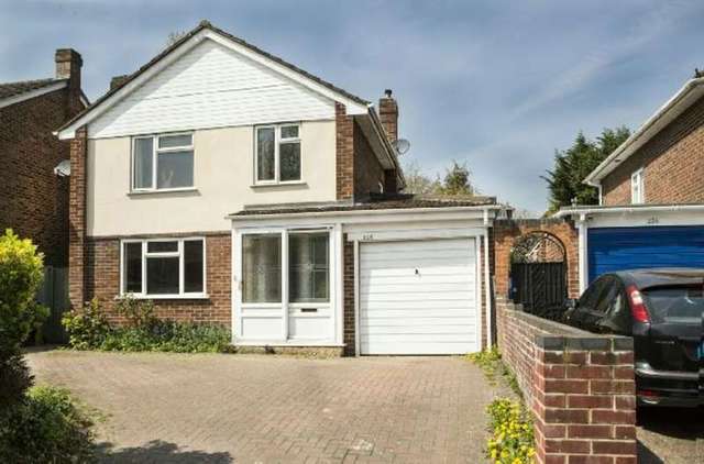  Image of 4 bedroom Detached house for sale in Overdown Road Tilehurst Reading RG31 at Overdown Road  Reading, RG31 6PP