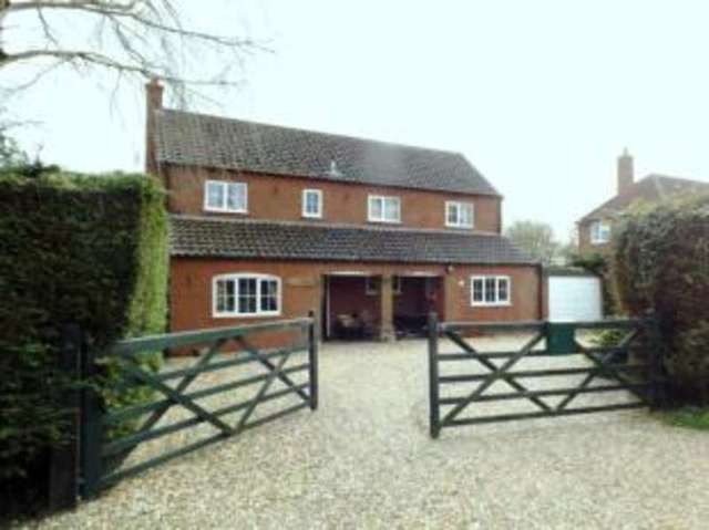  Image of 4 bedroom Detached house for sale in The Street Ovington Thetford IP25 at Ovington Thetford Ovington, IP25 6RT