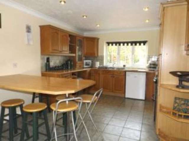  Image of 4 bedroom Detached house for sale in The Street Ovington Thetford IP25 at Ovington Thetford Ovington, IP25 6RT
