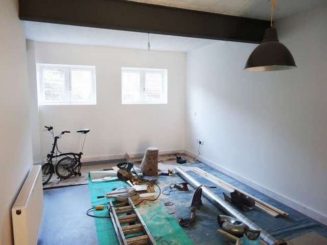  Image of 2 bedroom Cottage to rent in Oxen Road Crewkerne TA18 at Oxen Road  Crewkerne, TA18 7HN