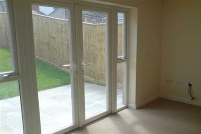  Image of 2 bedroom Property to rent in Oxford Street Mansfield NG18 at Mansfield, NG18 2EX