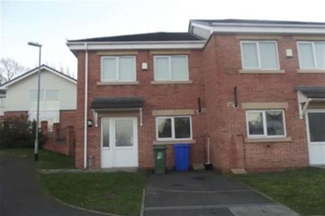  Image of 2 bedroom Property to rent in Oxford Street Mansfield NG18 at Mansfield, NG18 2EX