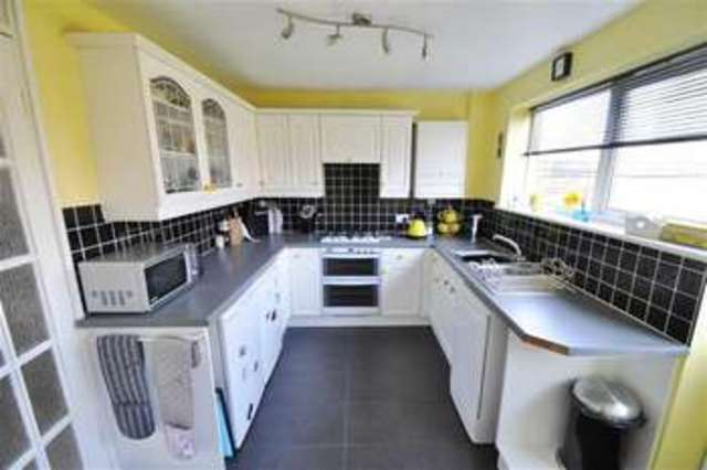  Image of 3 bedroom Property for sale in Paddock Close Droitwich WR9 at Paddock Close Droitwich Spa Droitwich Spa, WR9 9HN
