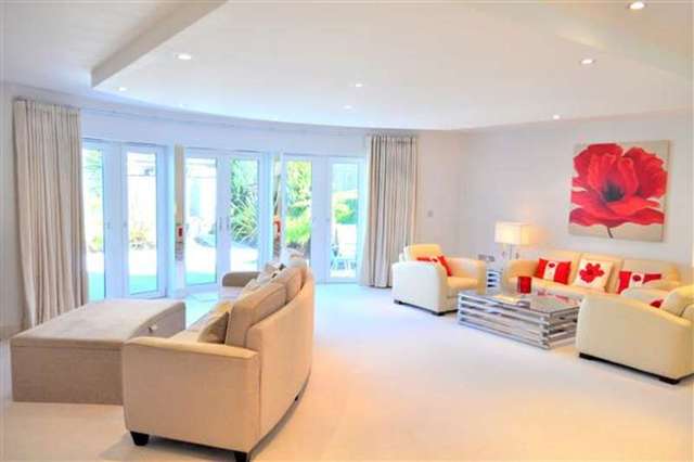  Image of 4 bedroom Detached house for sale in Panorama Road Sandbanks Poole BH13 at Sandbanks, BH13 7RE