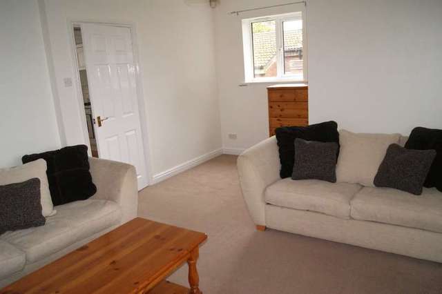  Image of 1 bedroom Flat to rent in Park Lodge Lane Wakefield WF1 at Wakefield Wakefield, WF1 4QA