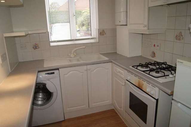  Image of 1 bedroom Flat to rent in Park Lodge Lane Wakefield WF1 at Wakefield Wakefield, WF1 4QA