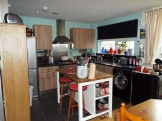  Image of 3 bedroom End of Terrace for sale in Paxton Place Manchester M11 at Manchester Greater Manchester Openshaw, M11 3NL