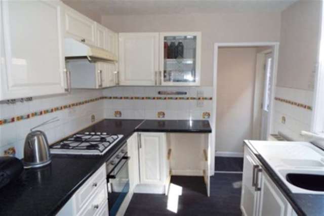  Image of 3 bedroom Detached house to rent in Pelham Road Cowes PO31 at Cowes, PO31 7DS