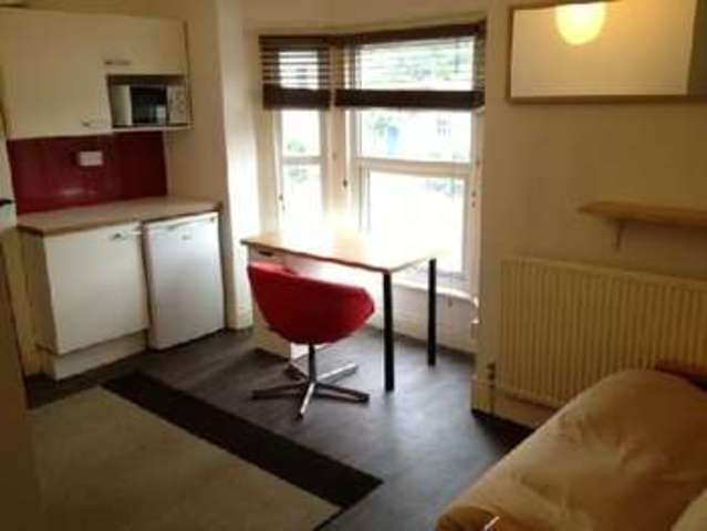  Image of 2 bedroom House Share to rent in Pershore Road Selly Park Birmingham B29 at Selly Park Bristol Selly Park, B29 7NX