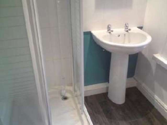  Image of 2 bedroom House Share to rent in Pershore Road Selly Park Birmingham B29 at Selly Park Bristol Selly Park, B29 7NX