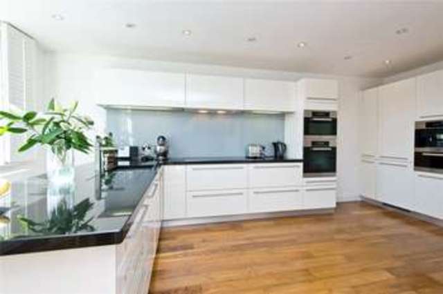  Image of 5 bedroom Detached house for sale in Pine Grove London SW19 at Wimbledon London Wimbledon, SW19 7HE