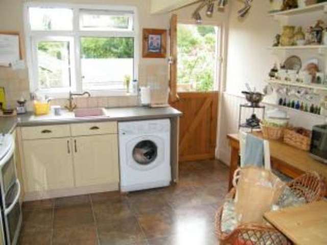  Image of 2 bedroom Bungalow for sale in Follaton Plymouth Road Totnes TQ9 at Plymouth Road Totnes Totnes, TQ9 5NB