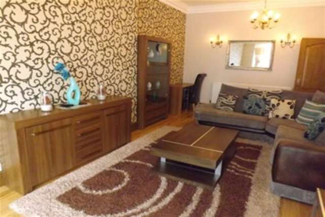  Image of 5 bedroom Semi-Detached house to rent in Primrose Lane Hall Green Birmingham B28 at Birmingham, B28 0JS