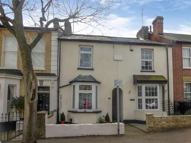  Image of 2 bedroom Semi-Detached house for sale in Princes Road Buckhurst Hill IG9 at Buckhurst Hill Essex Buckhurst Hill, IG9 5DZ