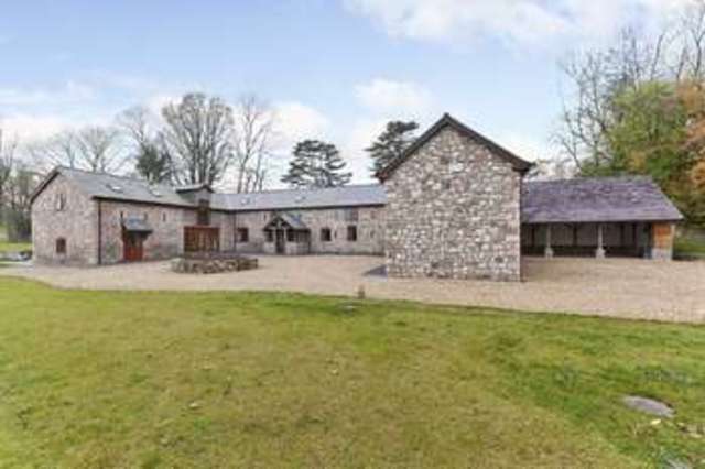  Image of 5 bedroom Property for sale in Whitwell Lane Racecourse Road Oswestry SY10 at Racecourse Road  Oswestry, SY10 7PL