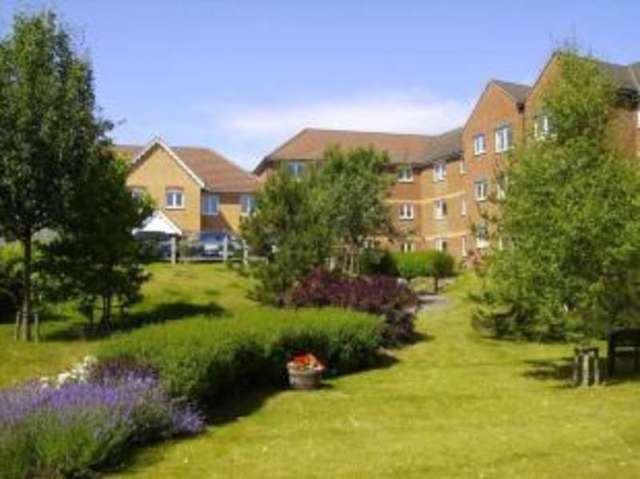  Image of 1 bedroom Retirement Property for sale in Railway Street Braintree CM7 at Railway Street Braintree Braintree, CM7 3JZ