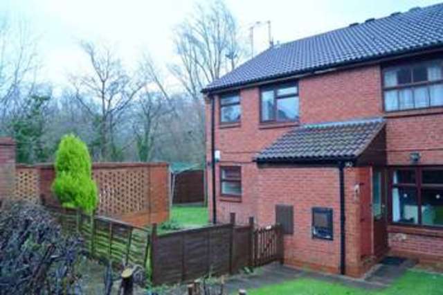  Image of 1 bedroom Flat to rent in Rangeworthy Close Redditch B97 at Rangeworthy Close Walkwood Redditch, B97 5HZ