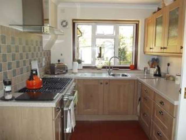  Image of 3 bedroom Semi-Detached house for sale in Reading Road Burghfield Common Reading RG7 at Reading Road Burghfield Common Reading, RG7 3QA