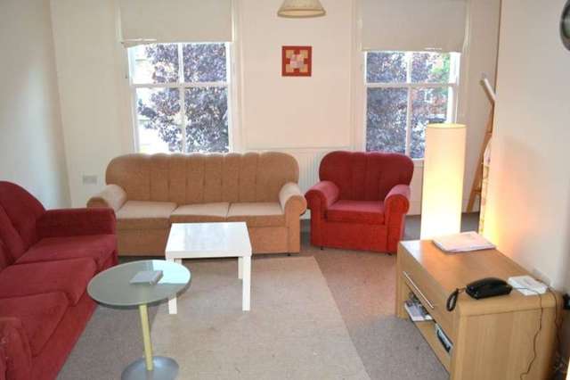 Image of 3 bedroom Flat to rent in Rhyl Street London NW5 at Kentish Town  Camden, NW5 3HB