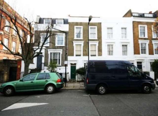  Image of 3 bedroom Flat to rent in Rhyl Street London NW5 at Kentish Town  Camden, NW5 3HB